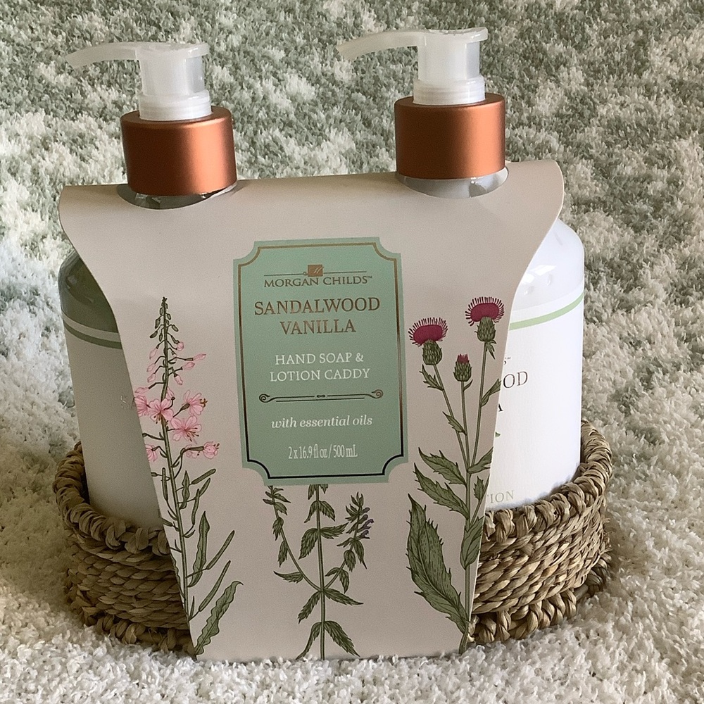 Morgan Childs Scented Sandalwood & Vanilla Hand Soap & Lotion Caddy NWT